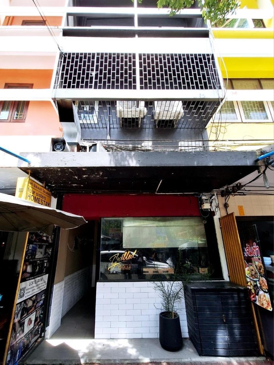 Four Sisters Homestay Bangkok Exteriör bild