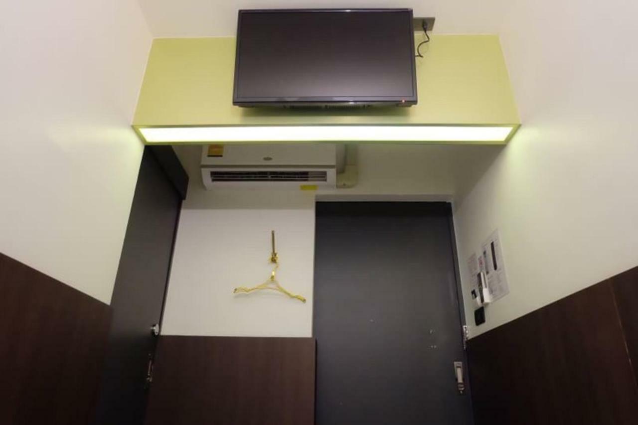 Four Sisters Homestay Bangkok Exteriör bild