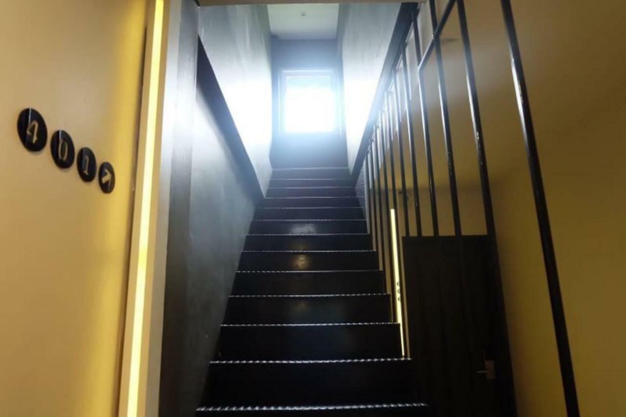 Four Sisters Homestay Bangkok Exteriör bild